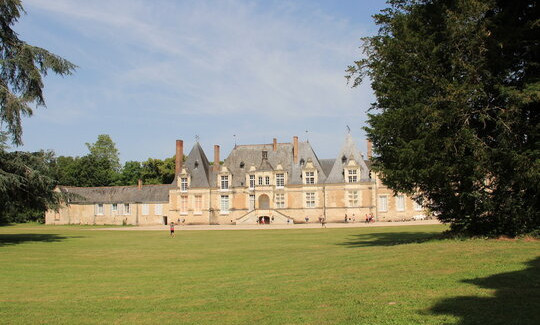 Chateau de Villesavin.jpg