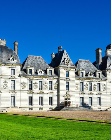 pexels-chateau cheverny.jpg